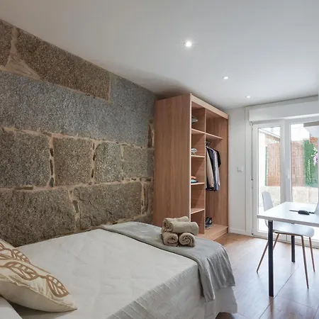 Con Terraza En Pleno Centro De Apartamento