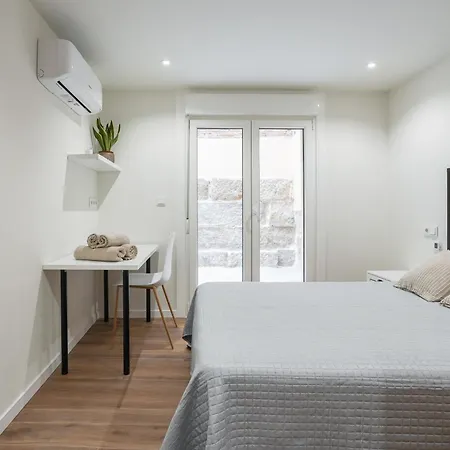 Con Terraza En Pleno Centro De Apartamento *