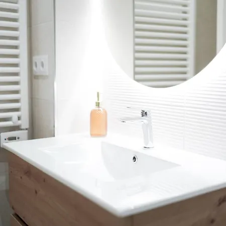 Con Terraza En Pleno Centro De Appartamento