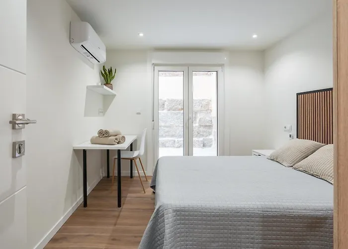 Con Terraza En Pleno Centro De Apartmán *